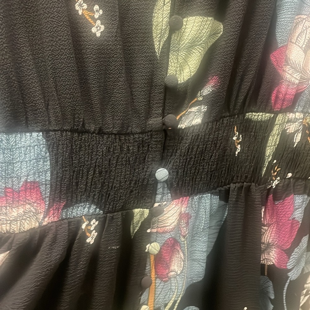 City Chic Button Front Maxi black and Blue Floral Dress - Picture 9 of 12